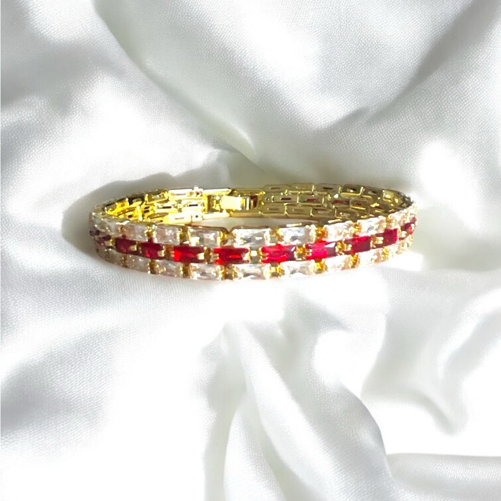 Elegant Gold Plated Red Bracelet. 7 Inc.Length/18 cm.